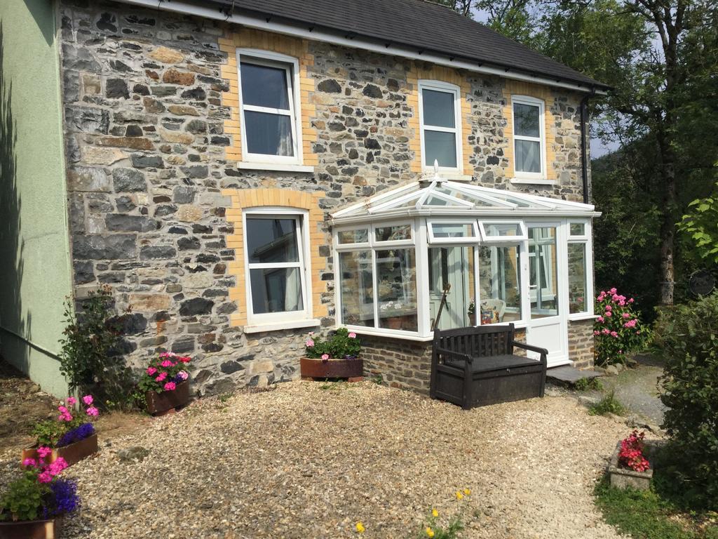 Maes Y Gwaelod Bed & Breakfast Llanwrtyd Wells Eksteriør bilde